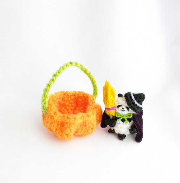 【受注制作】ハロウィン☆パンダさんとかぼちゃの小かご 2枚目の画像