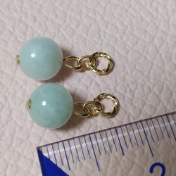 糸魚川翡翠　8mm　天然石　ピアリングチャーム　ピアスチャーム　♡希少ストーン　金具変更、ピアス金具変更可　 1枚目の画像