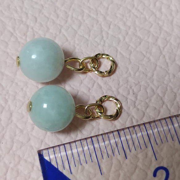 糸魚川翡翠　8mm　天然石　ピアリングチャーム　ピアスチャーム　♡希少ストーン　金具変更、ピアス金具変更可　 1枚目の画像