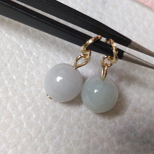 糸魚川翡翠 8mm 天然石 ピアリングチャーム ピアスチャーム