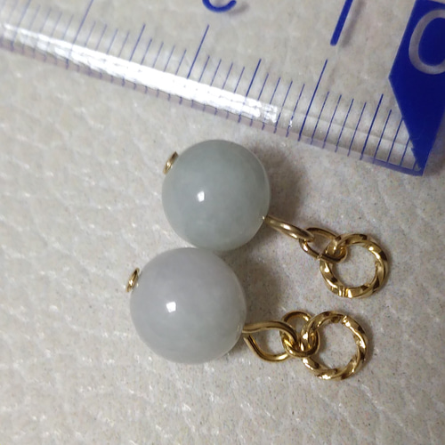 糸魚川翡翠 8mm 天然石 ピアリングチャーム ピアスチャーム ♡希少 