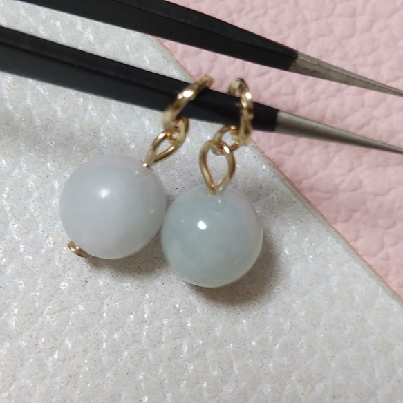 糸魚川翡翠　8mm　天然石　ピアリングチャーム　ピアスチャーム　♡希少ストーン　金具変更、ピアス金具変更可　 7枚目の画像