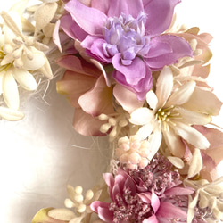 ハートリース　ピンクベージュ　アーティフィシャルフラワー　造花　ギフト　インテリア　ウェルカムリース 4枚目の画像