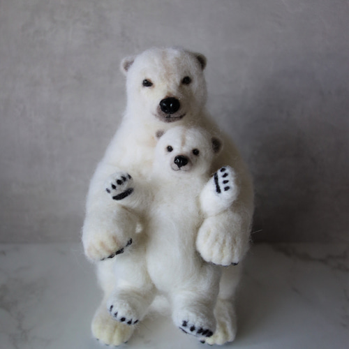 ホッキョクグマの親子 シロクマ 野生動物 羊毛フェルト ドール 熊 ベア