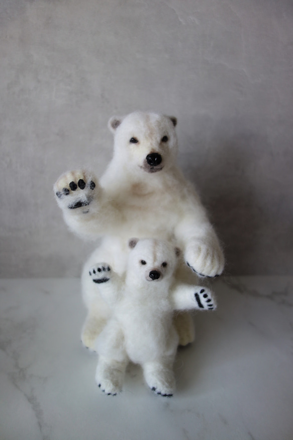 ホッキョクグマの親子　シロクマ　野生動物　羊毛フェルト　ドール　熊　ベア 5枚目の画像