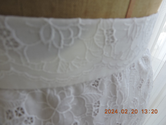 綿レース　白いタイトスカート 5枚目の画像