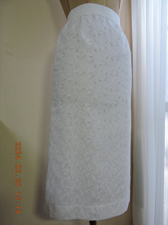綿レース　白いタイトスカート 4枚目の画像