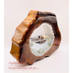 ※アウトレット品 一つ限りの流木アート 海に浮かぶラッコ ジオラマ 流木 フィギュア 置物 レジン 海の生き物 N1 4枚目の画像