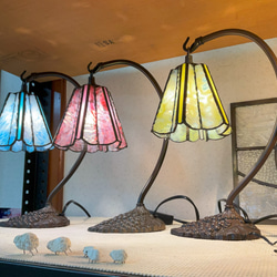 「グースネックのランプ・水色」ステンドグラス、スカイブルー、照明　 5枚目の画像
