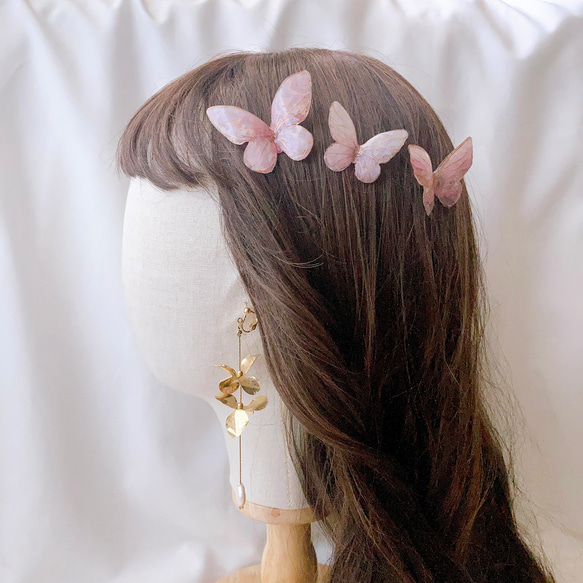 バタフライコーム　ピンク　ヘアアクセサリー　結婚式　ブライダル　蝶々　ちょうちょ　前撮り　ヘアピン　和装　成人式 6枚目の画像