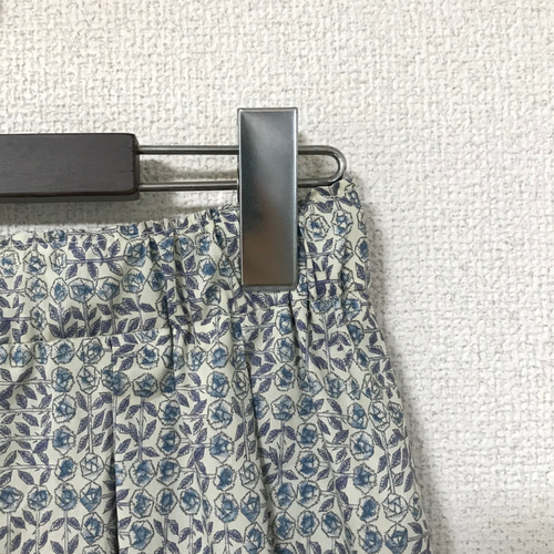 受注製作】リバティ スリーピングローズ(ブルー) タックスカート 