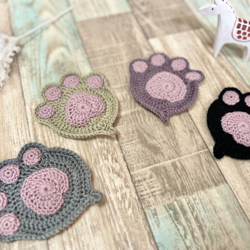 猫＆肉球のアクリルたわし』