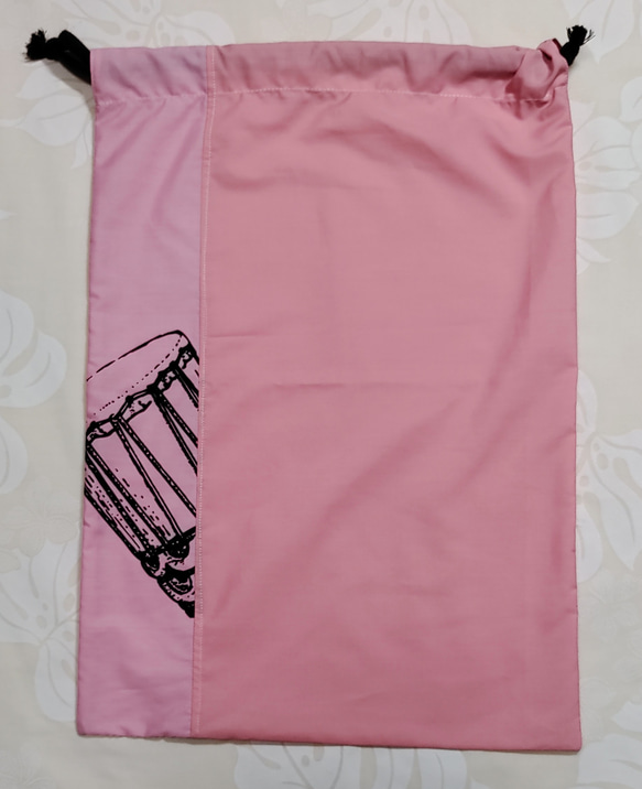 特大巾着(切替)ハワイアン生地ピンク系パフ柄 2枚目の画像
