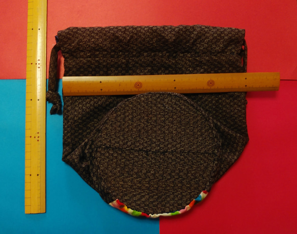 明治古布と昭和の彩り和布の巾着バッグ 11枚目の画像