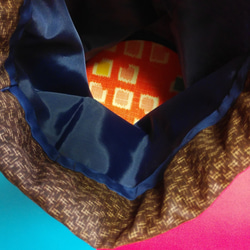 明治古布と昭和の彩り和布の巾着バッグ 7枚目の画像