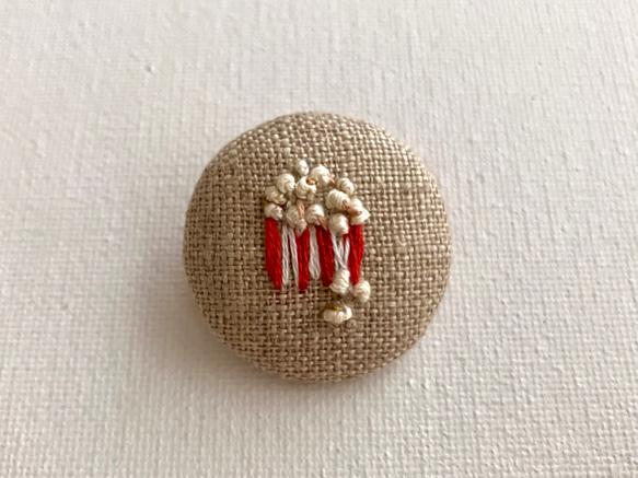 u*i様 ポップコーンブローチ ポップコーン_刺繍ブローチ_麻 ブローチ otokka 通販 16391584