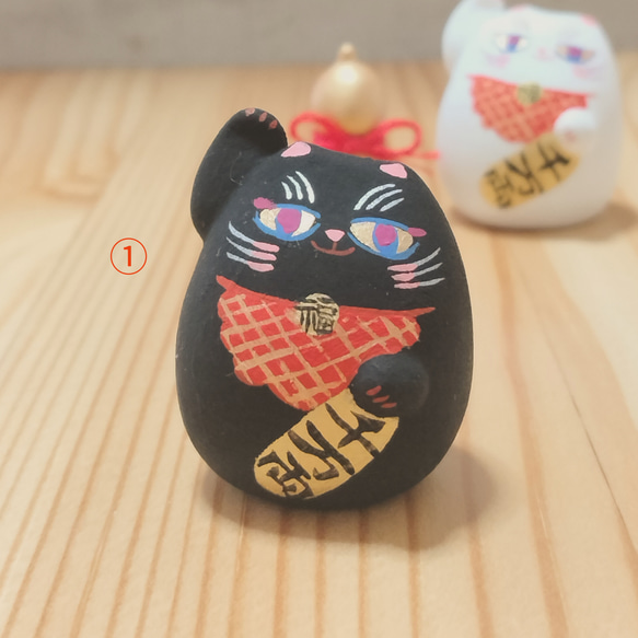 【小さい黒・白招き猫とひょうたん】 招き猫　縁起物・お正月 8枚目の画像