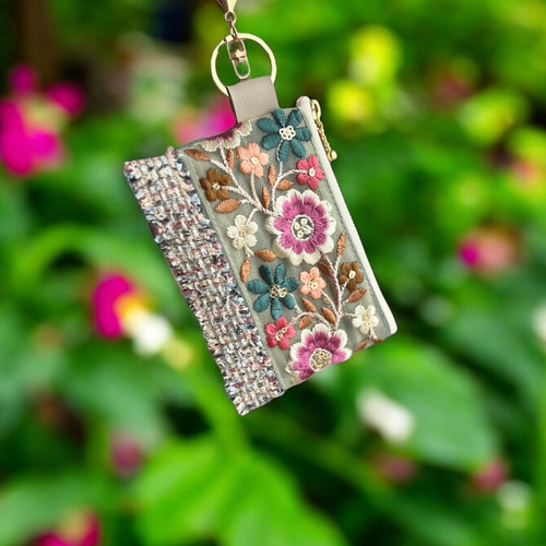 インド刺繍×キラキラツイード◇ボタニカルフラワー/人気シリーズ