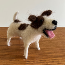羊毛フェルト犬 ジャックラッセルテリア ハンドメイド犬置物 1枚目の画像