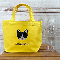 【特別セール限定】【送料無料】白黒猫の顔刺繍のキャンバスミニトートバッグ 2枚目の画像