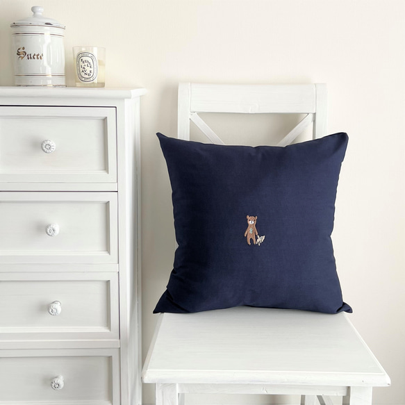 8くま  Cushion cover / navy （クッションカバー） 3枚目の画像