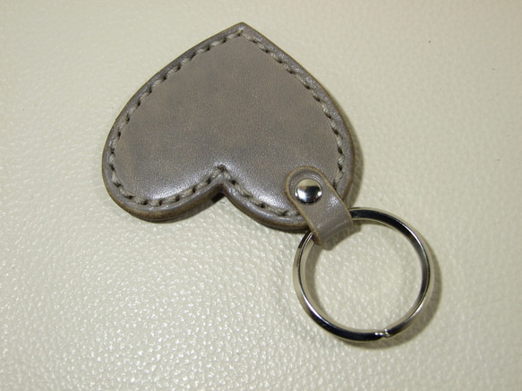 ハートのキーホルダー　ルガトグレー 3枚目の画像