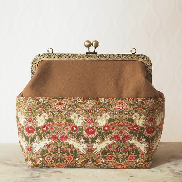 ウサギとリスのがま口バッグ/ショルダーバッグ/がま口ショルダーバッグ  