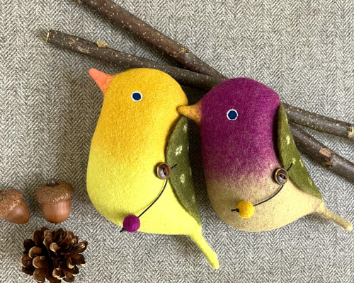 ことりる♡うちの子オーダー♡羊毛フェルト♪ハンドメイド☆ 受注制作】羊毛フェルト ことりのミニポーチ マスタード ポーチ