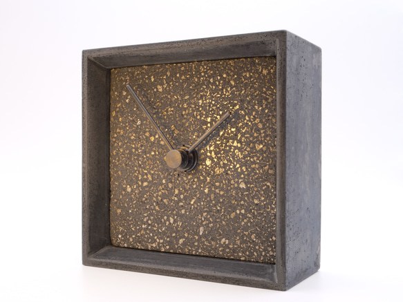シンプルな置き時計　パイライト　コンクリート 5枚目の画像
