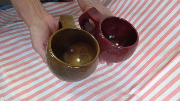  紫色和綠色 Ichiboku 雕刻咖啡杯一對 第6張的照片