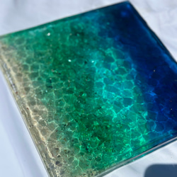 現品有り！　珊瑚のラグーン　アートディスプレイトレイアクセサリートレイ  25×25仕器 水面 波紋　レジンアート 4枚目の画像
