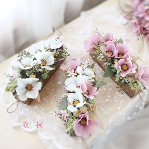 (本日限定値下げ) キャンバスアート フラワー mqdefault.jpg