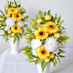 【しろごまです】ブリザードフラワーアレンジお仏花タイプ☆ひまわり風☆ プリザーブドフラワー仏花 黄色 ひまわり カーネーション 大きめ