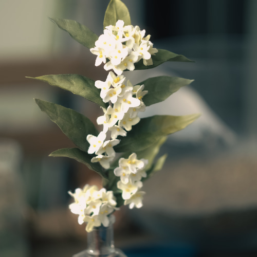 秋を飾る 布花 銀木犀 一枝 アートフラワー くるみのこにわ 通販