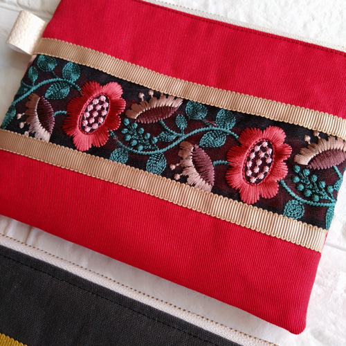 受注制作】【再販】［salmon pink &blue］インド刺繍リボン