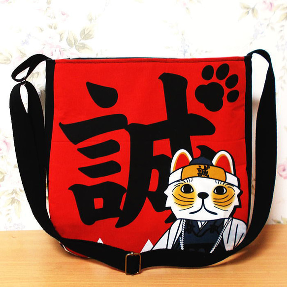 侍猫 一閑張り バッグ かごバッグ ハンドバッグ 和猫 和柄 武士 少し小さめ 一閑張りバッグ 『華と猫』なか袋無し かごバッグ Momo太郎 通販