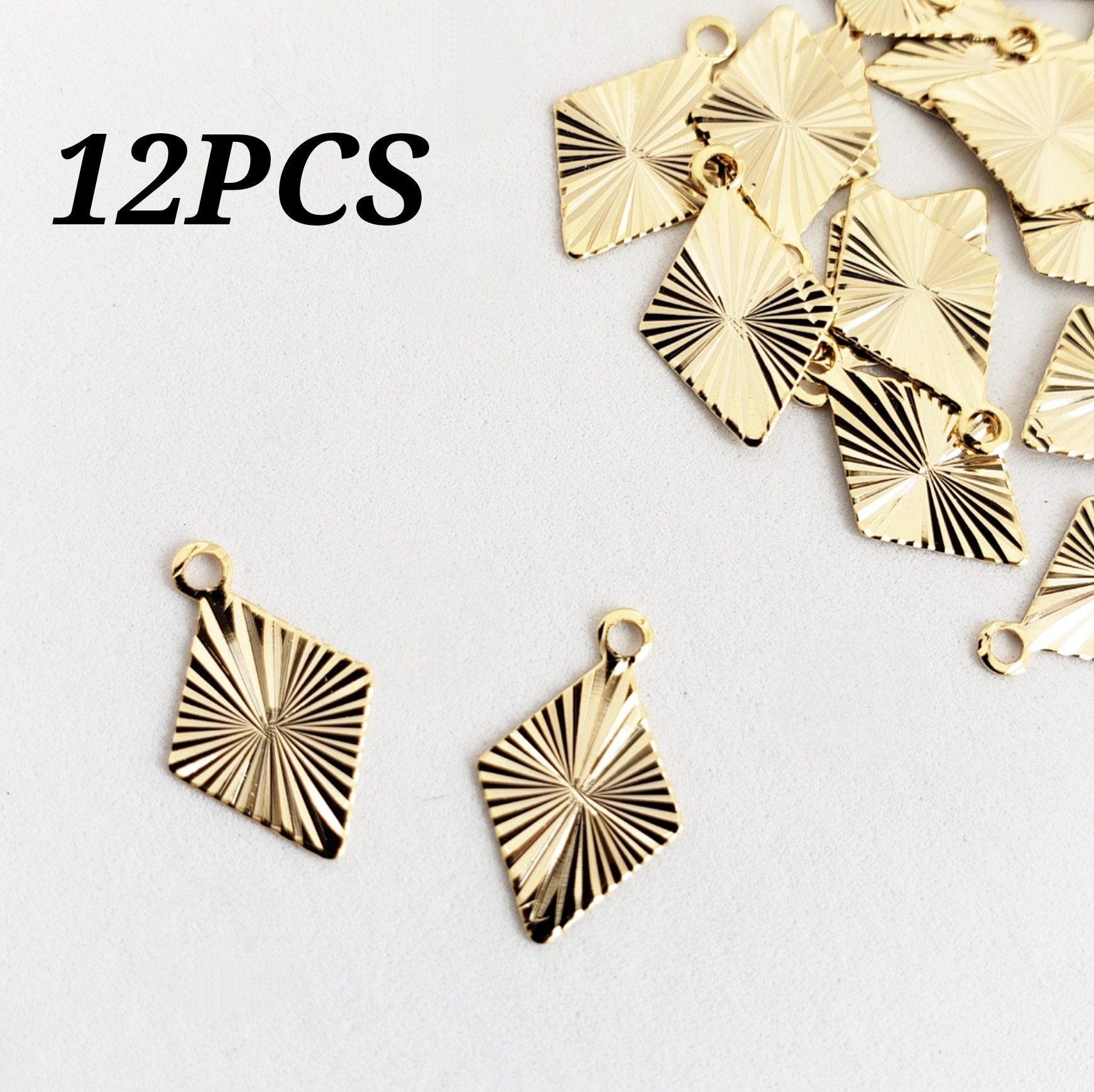 ゴールド ひょうたん型 チャーム24k 24K Gold Year of the Rooster Zodiac Pendants – JGJC