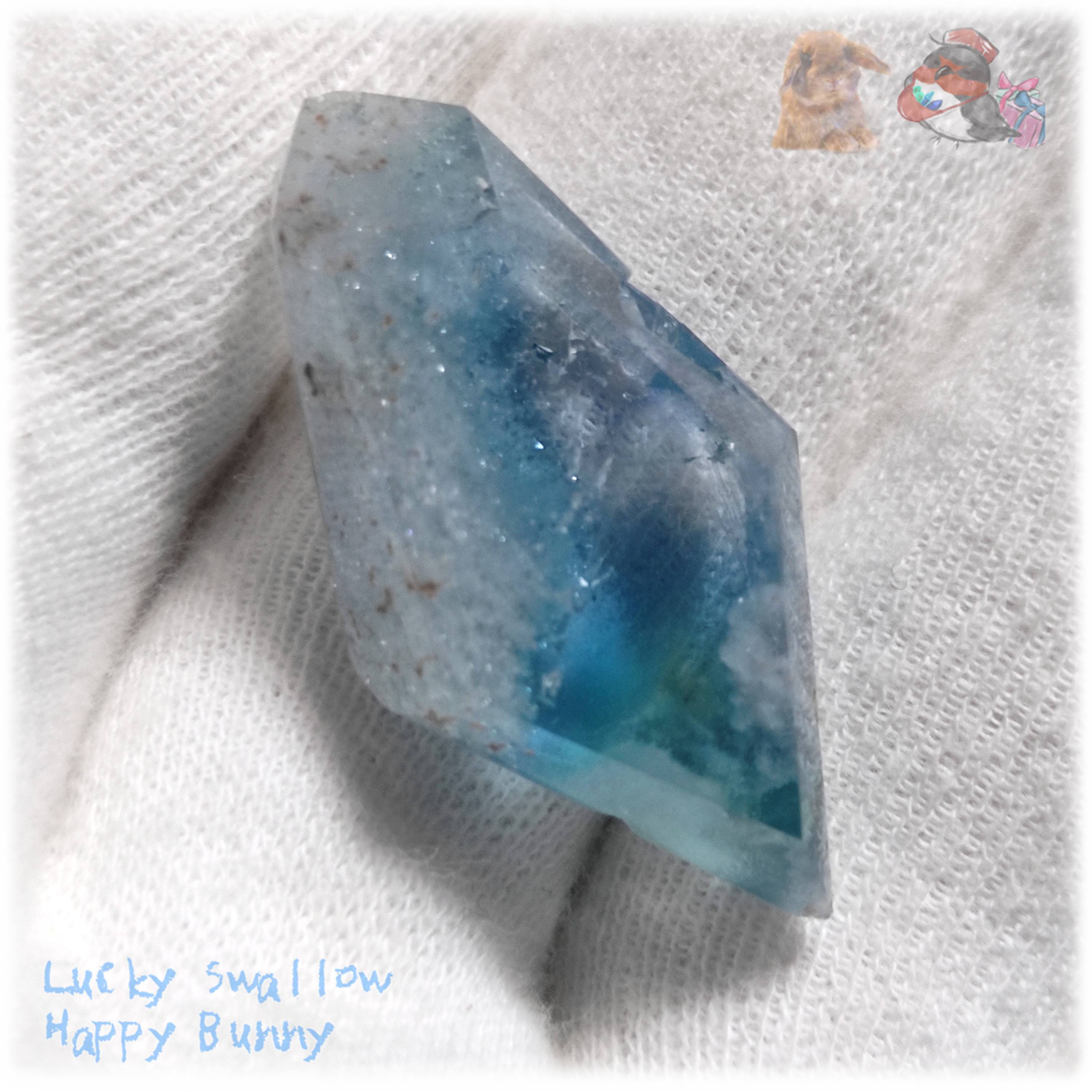 標本宝石 青空の宝石 海の宝石 希少特殊カラー ブルーフローライト 青蛍石 標本結晶 ファセットカット ルース 5766