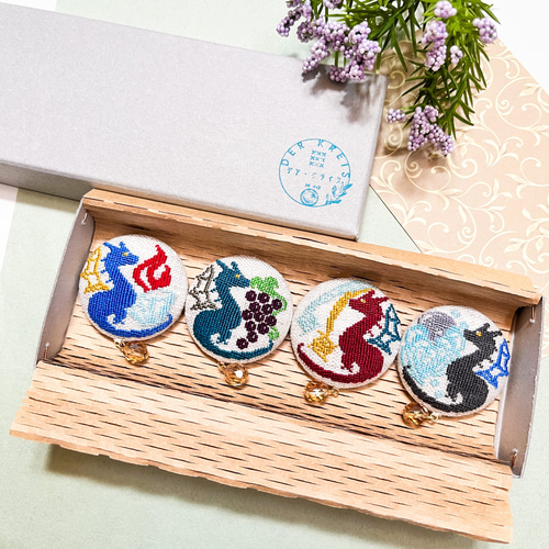 世界のドラゴン刺繍くるみボタンブローチ アイスランド/ドイツ
