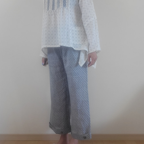 エッグパンツを作りました。またサイズが微妙。そしてゴムが