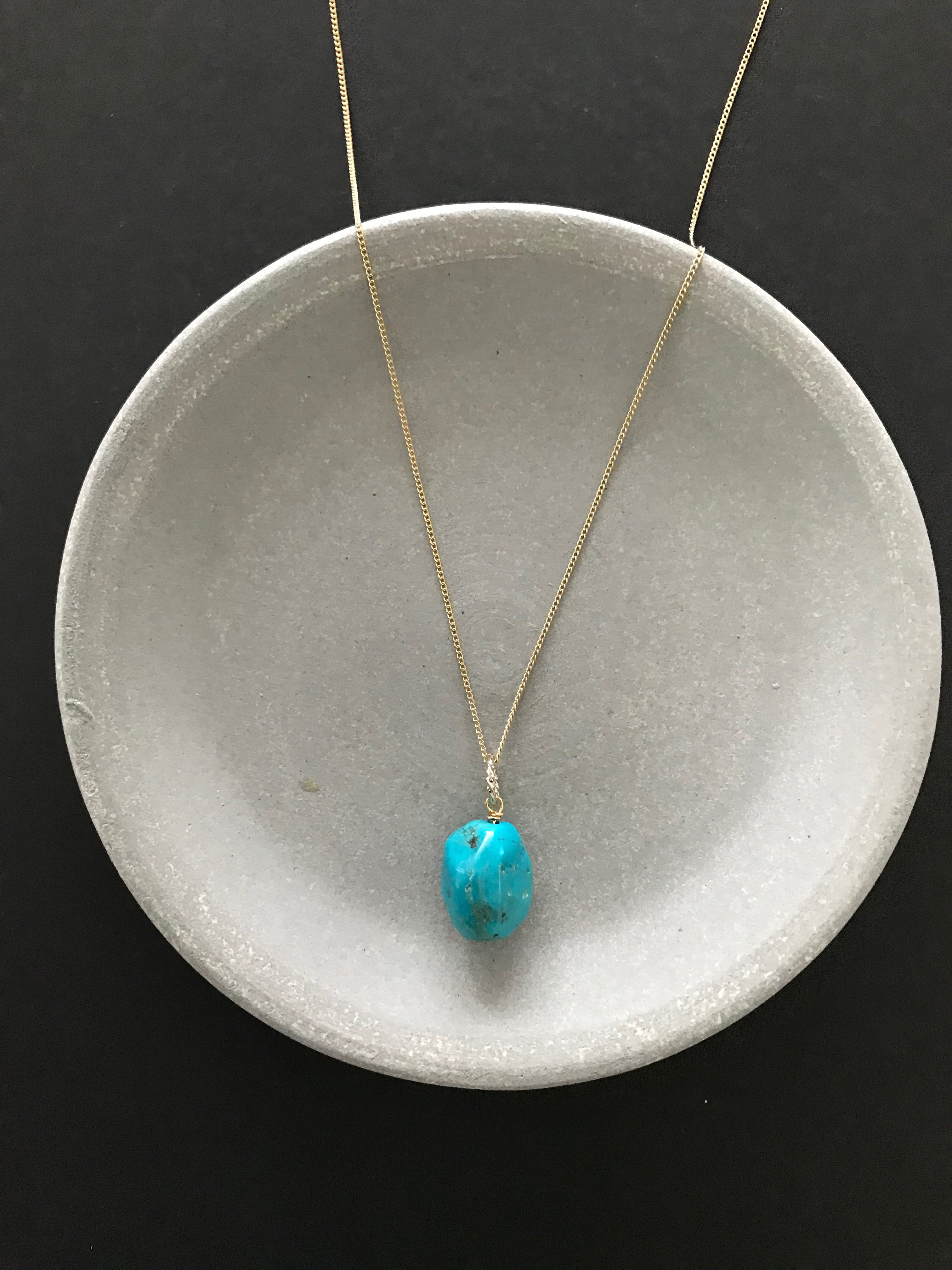 ［再販］大粒の天然ターコイズ♚ペンダントトップ