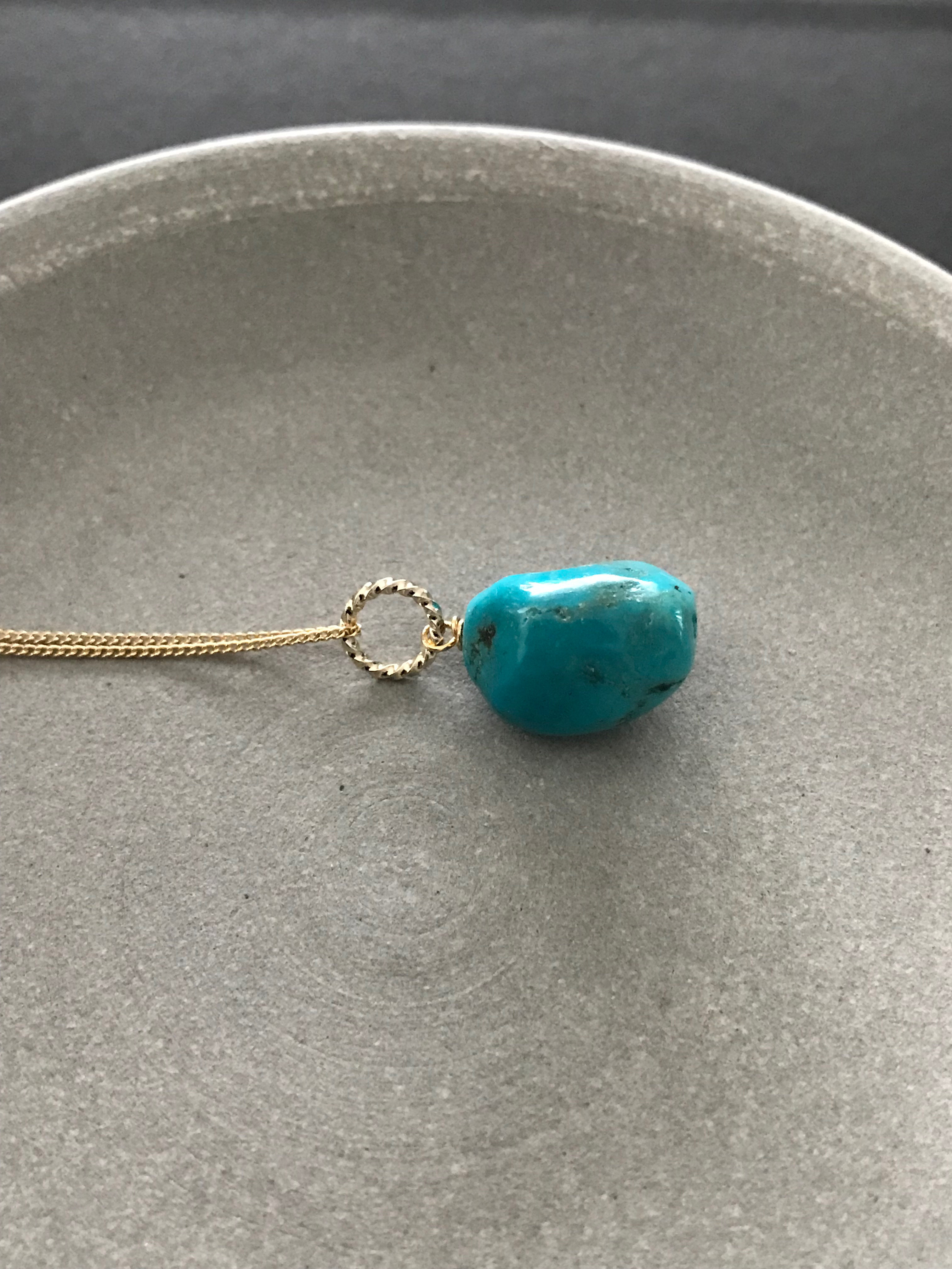 ［再販］大粒の天然ターコイズ♚ペンダントトップ