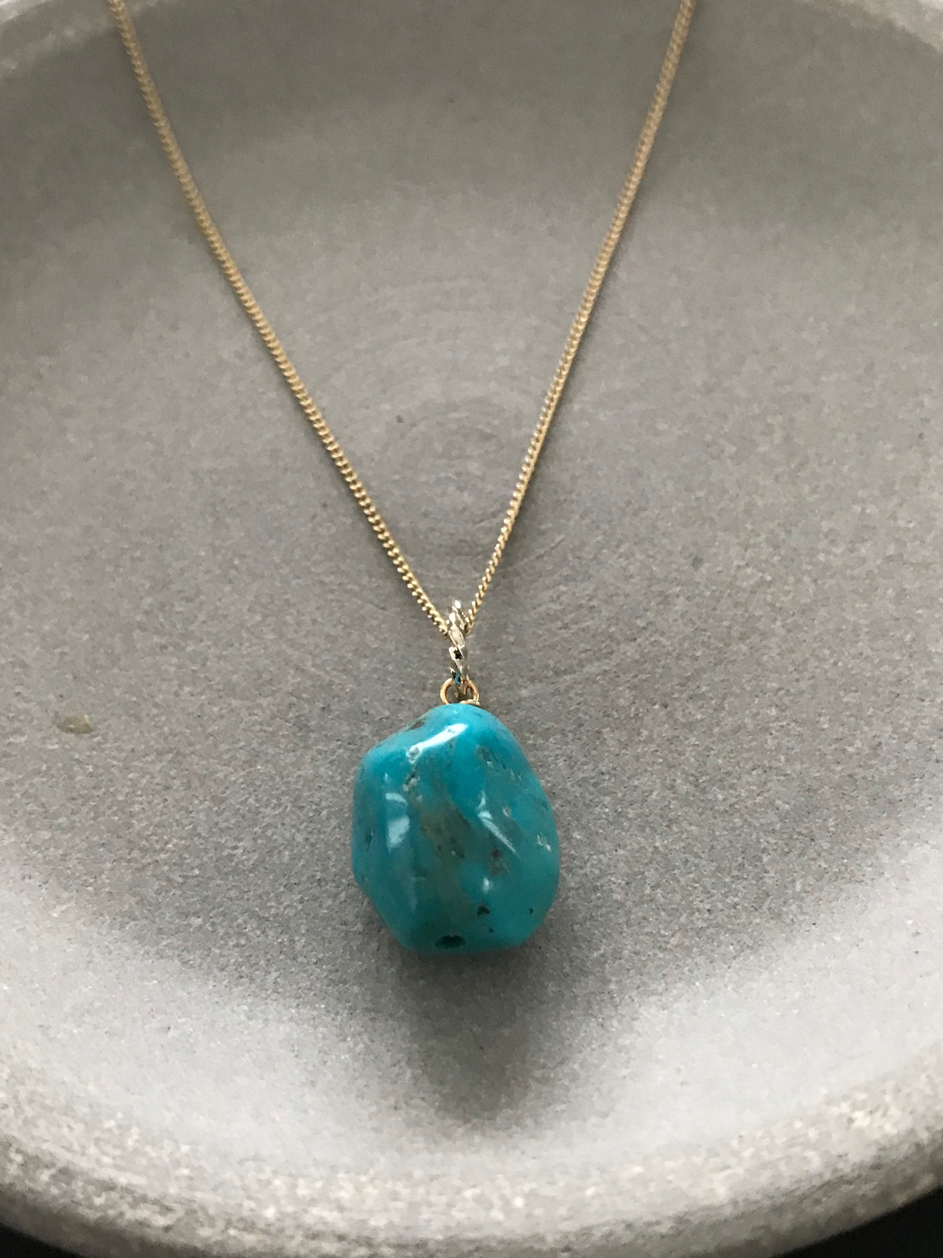 ［再販］大粒の天然ターコイズ♚ペンダントトップ