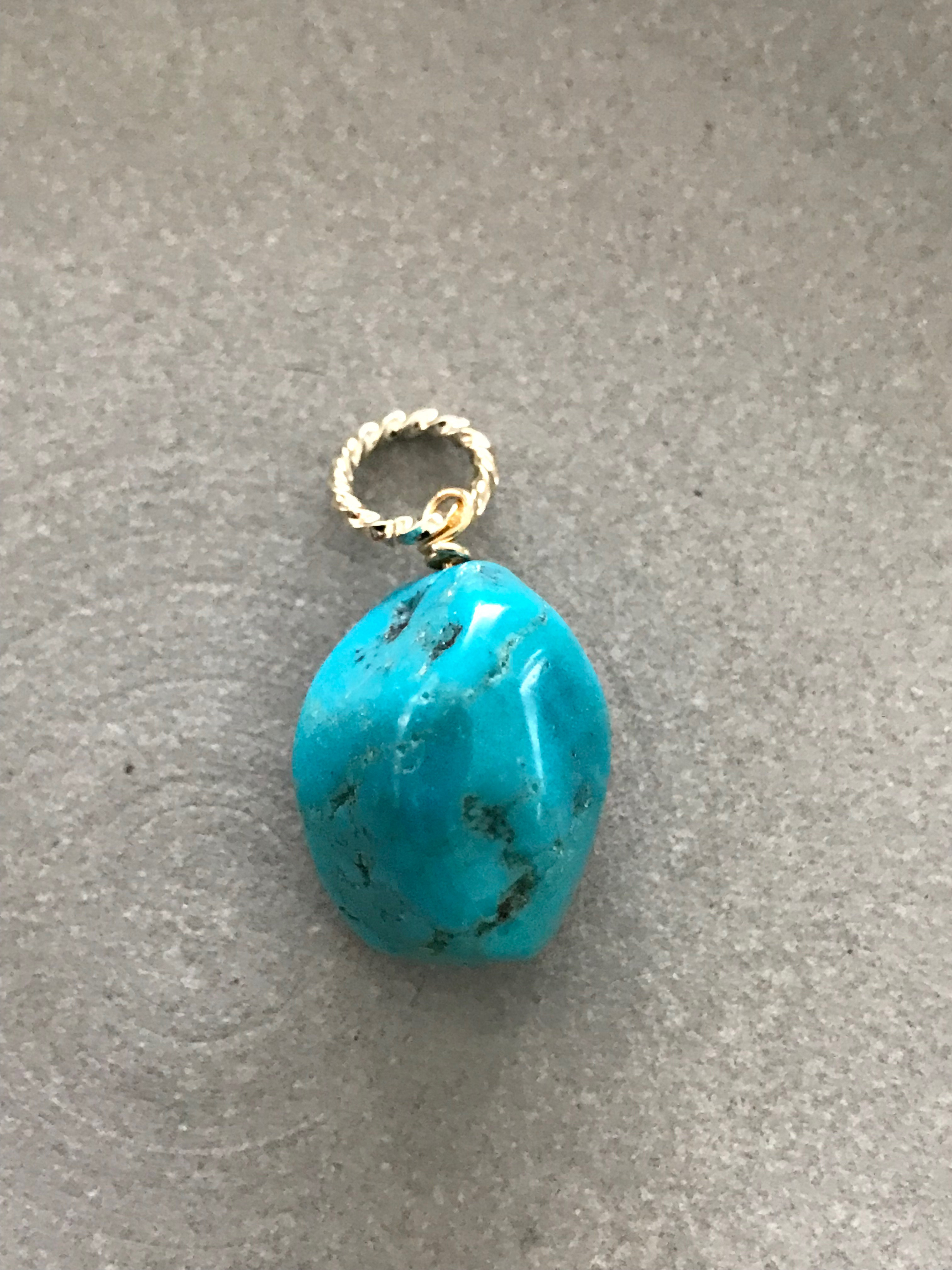［再販］大粒の天然ターコイズ♚ペンダントトップ