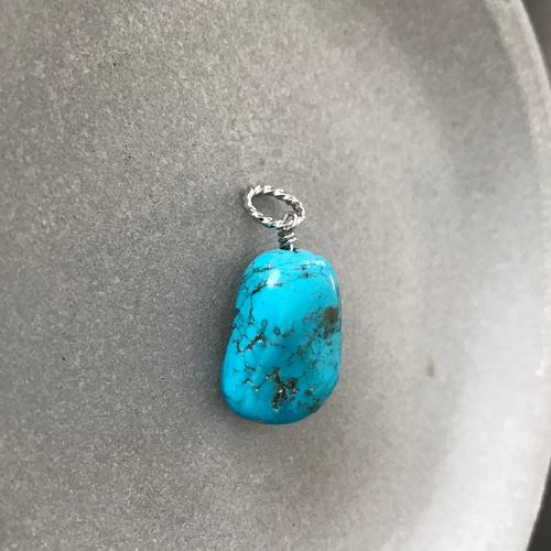 再販］大粒の天然ターコイズ♚ペンダントトップ ペンダントトップ m.y.