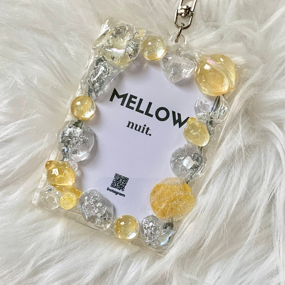 SF9 Love Race チャニ ツーショット アクリルチャーム 硬質ケース B8トレカキーホルダー】硬質ケース『planet』yellow/ニュアンス