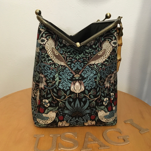 ウィリアムモリス バンブー がま口 バッグ ストロベリーシーフ 着物  