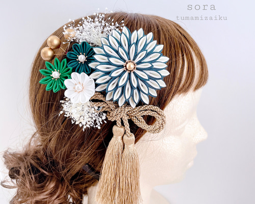 つまみ細工 髪飾り ＊緑ダリア＊ 成人式 七五三 卒業式 和装 結婚式