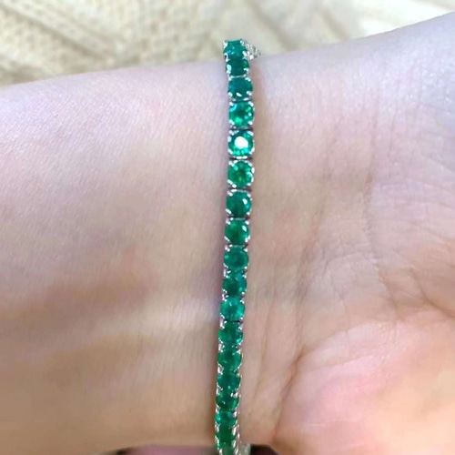 エメラルドブレスレット5.5ct k18 ブレスレット パール大好き