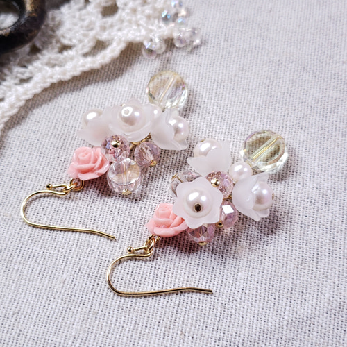 薔薇と鈴蘭のシャラジャラ ピアス/イヤリング＊Rose ブーケ